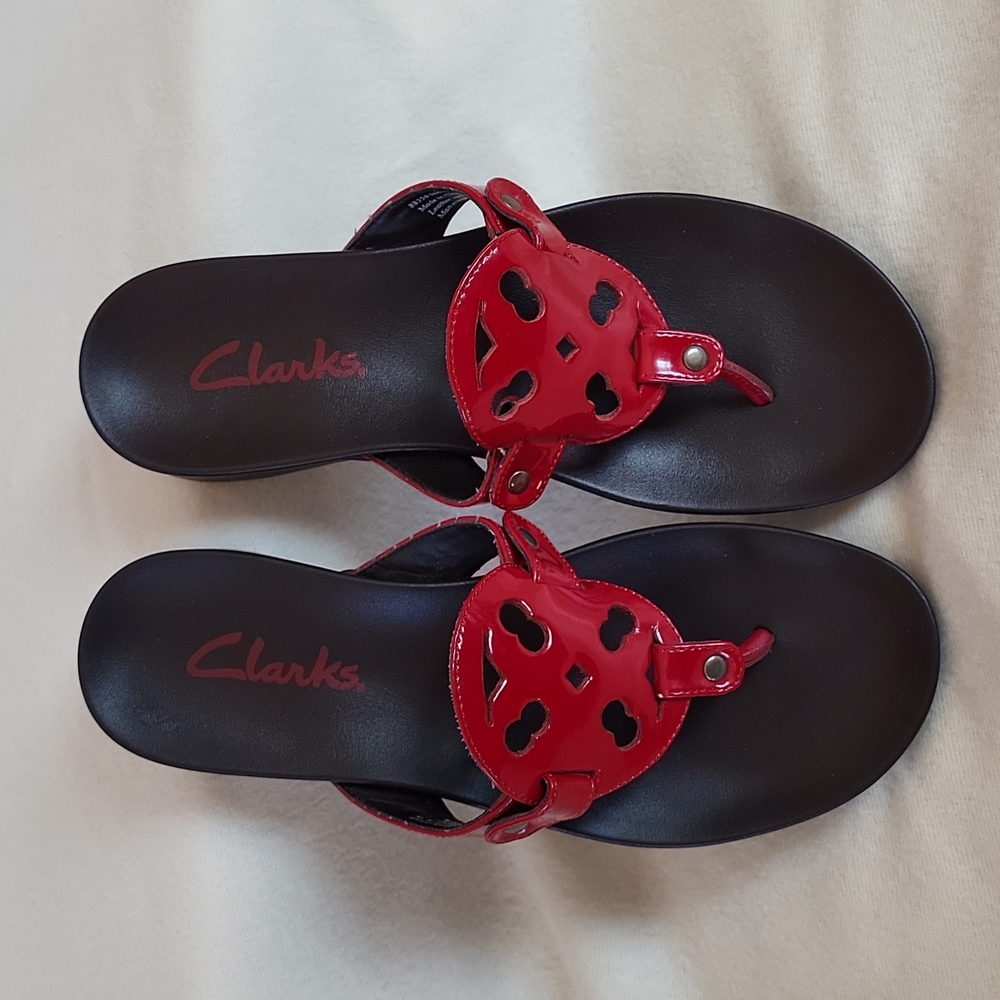 Clarks Red Patent Flip Flops